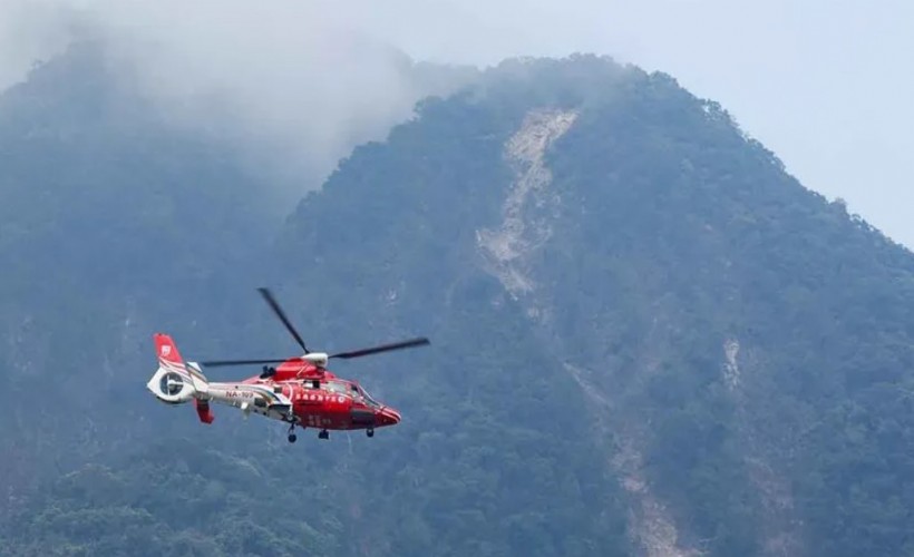 Filipinler'de askeri eğitim helikopteri düştü: 2 ölü