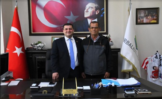 Torbalı Belediye Başkanı Övünç Demir, bando şefine sahip çıktı