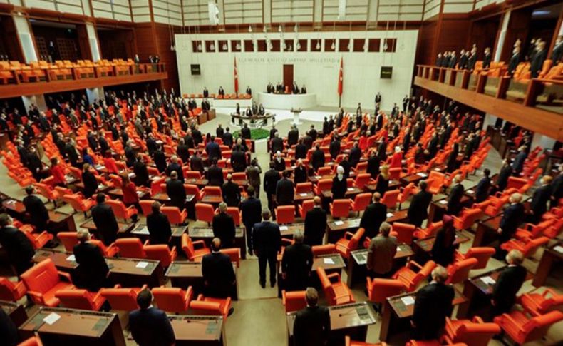 AK Parti'den 'Milletvekili transfer' açıklaması