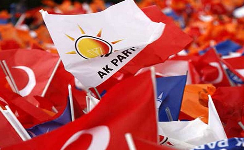 AK Parti’de 2 istifa