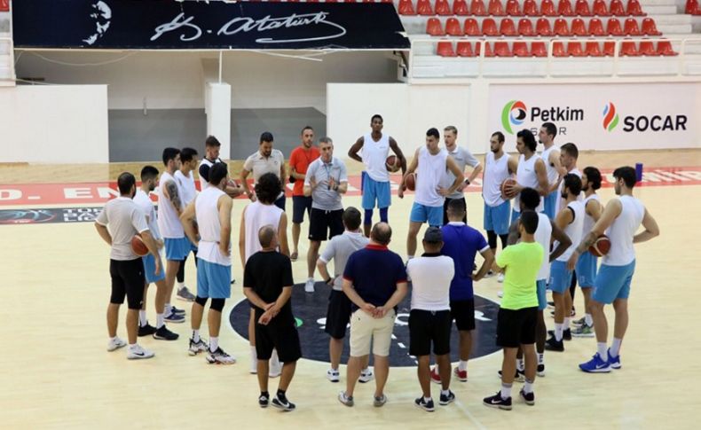 Aliağa Petkimspor'da bir basketbolcunun Kovid-19 testi pozitif çıktı