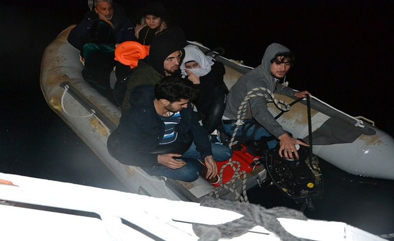 Dikili açıklarında 9 sığınmacı kurtarıldı