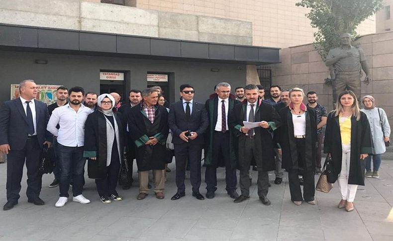 Hukukçulardan İzmir Barosu'na tepki