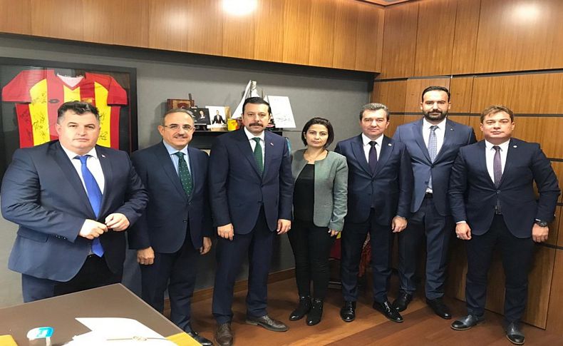 İl Başkanı Sürekli ve belediye başkanlarından Ankara'ya çıkarma TBMM'de İzmir buluşması