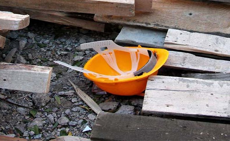 İzmir'de yüksekten düşen inşaat işçisi öldü