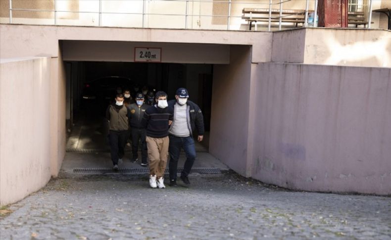 İzmir'deki DEAŞ operasyonunda gözaltına alınan 5 şüpheli serbest bırakıldı