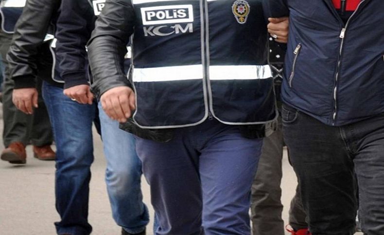 İzmir merkezli FETÖ operasyonunda 176 gözaltı kararı