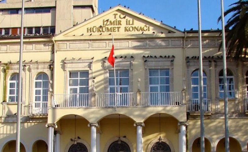 İzmir Valiliği 'Korona hastasından tedavi ücreti istendi' iddiasını yalanladı