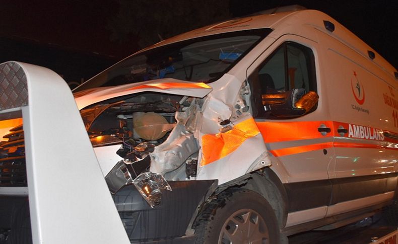 Karabağlar’da ambulansın çarptığı çift hayatını kaybetti