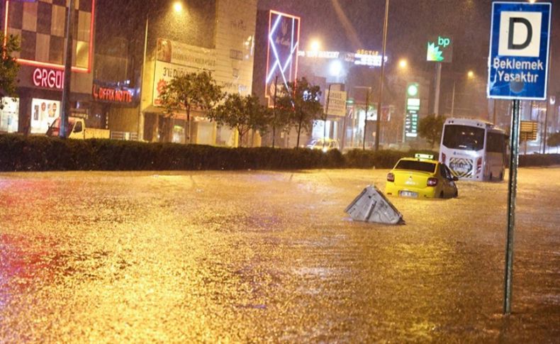 Meteoroloji açıkladı: İzmir'de kent merkezine 78 kilogram yağış düştü