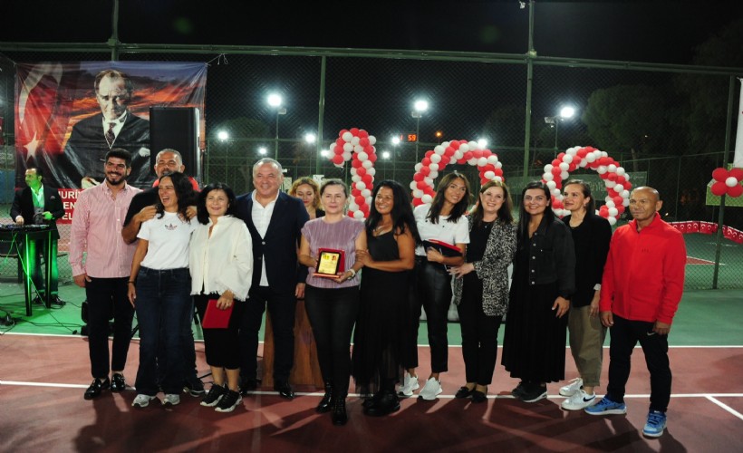 Balçova Cumhuriyet Tenis Turnuvası; Öğrencilere burs oldu