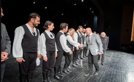 Başkan Soyer'den Şehir Tiyatroları'na ikinci sahne müjdesi