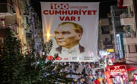 Bayraklı 100'üncü yıla hazır!