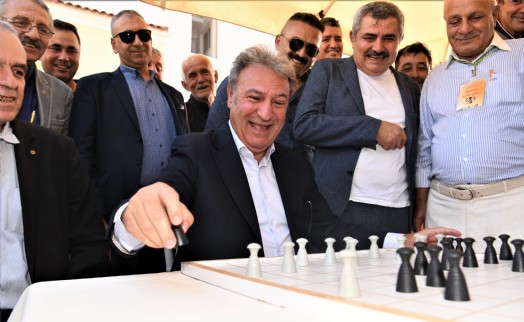 Bornova'da dama heyecanı başladı