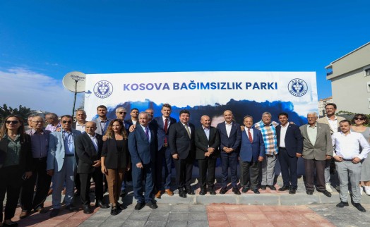 Buca'da Kosova Bağımsızlık Parkı'na görkemli açılış