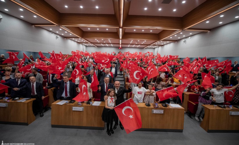 Büyükşehir'de gündem 100'üncü yıl: Cumhuriyet payidar kalacak