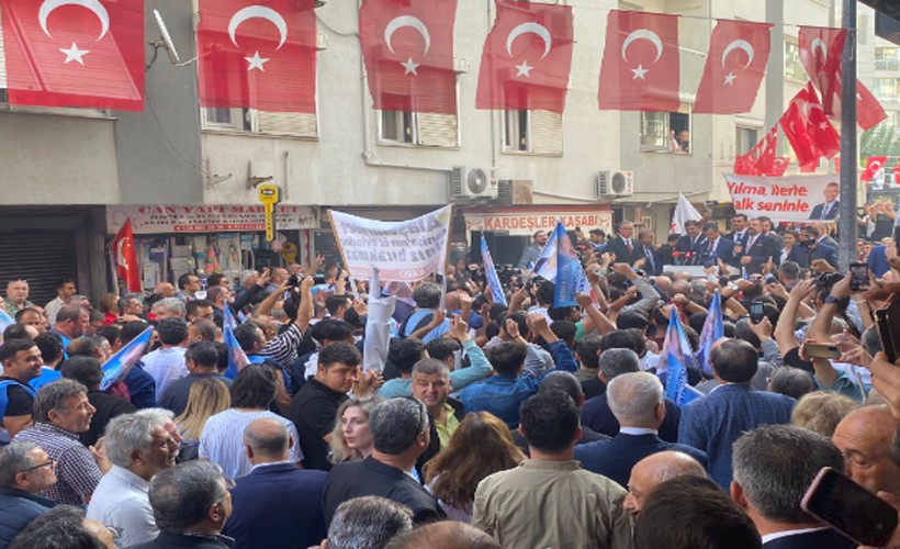 CHP İzmir'de değişim rüzgarı: Özel delegasyona seslendi