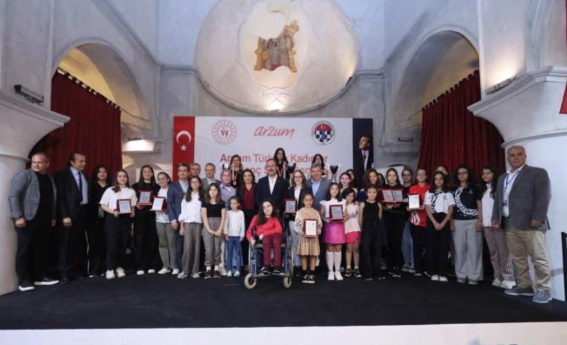 Çeşme'deki Türkiye Kadınlar Satranç Şampiyonası sona erdi
