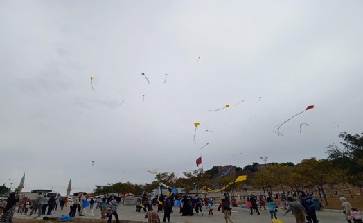 Cumhuriyet coşkusu İzmir'i sardı