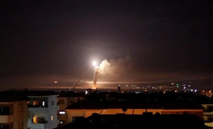 İsrail’den Suriye’ye yeni saldırı… Askerler öldü