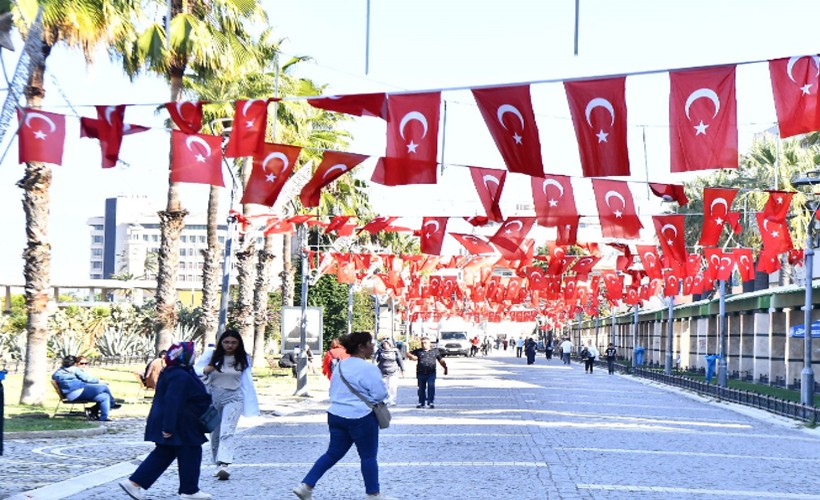 İzmir Cumhuriyet'in 100’üncü yıl kutlamalarına hazırlanıyor