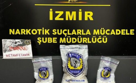İzmir'de zehir tacirlerine bir darbe daha: 5 tutuklama