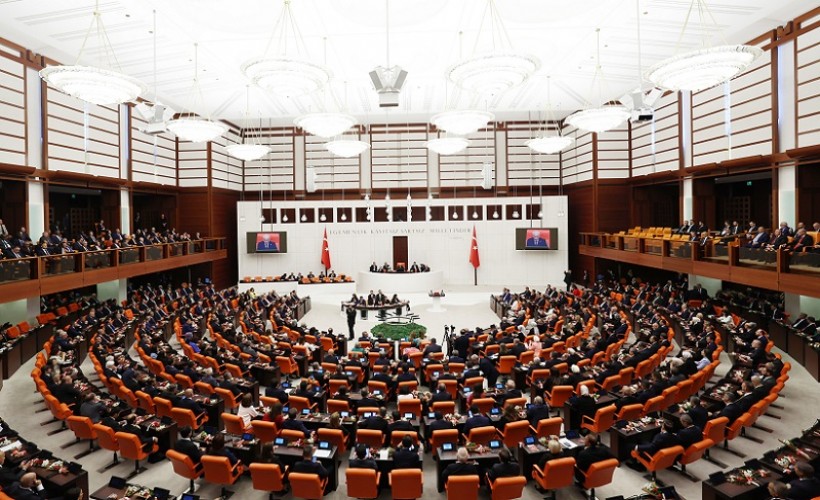 Kadınların sorunlarının görüşülmesi önerisi AK Parti ve MHP'li milletvekillerinin oylarıyla reddedildi