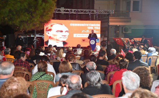 Karabağlar'da Cumhuriyet Şöleni