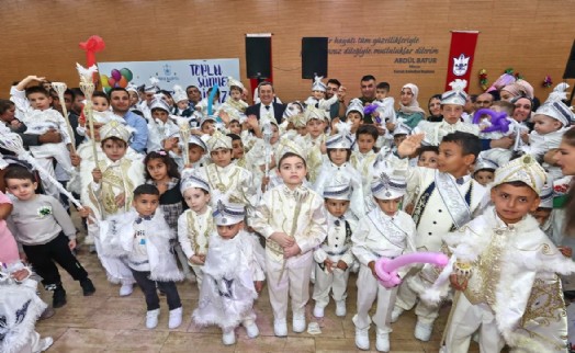 Konak'ta sünnet şöleni devam ediyor