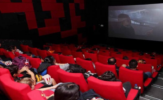 Aliağa'dan ‘Atatürk 1881-1919' filmine yoğun ilgi