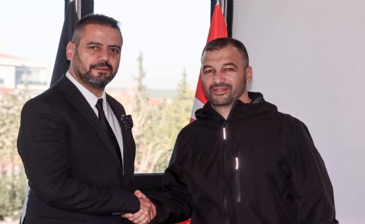 Altay'da Djilali Bahloul istifa etti