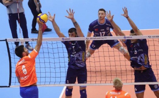 Arkas Spor'un konuğu Neftohimik Burgas