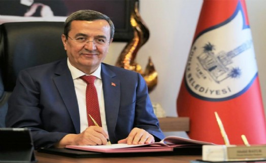 Başkan Batur'dan kadına şiddeti önleme belgesine imza