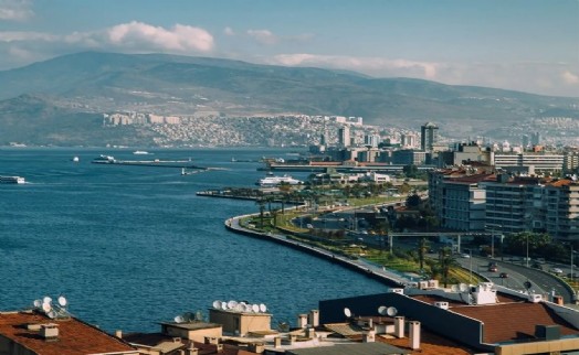 Çeşme ve Güzelbahçe ilçelerinde özelleştirme kararı