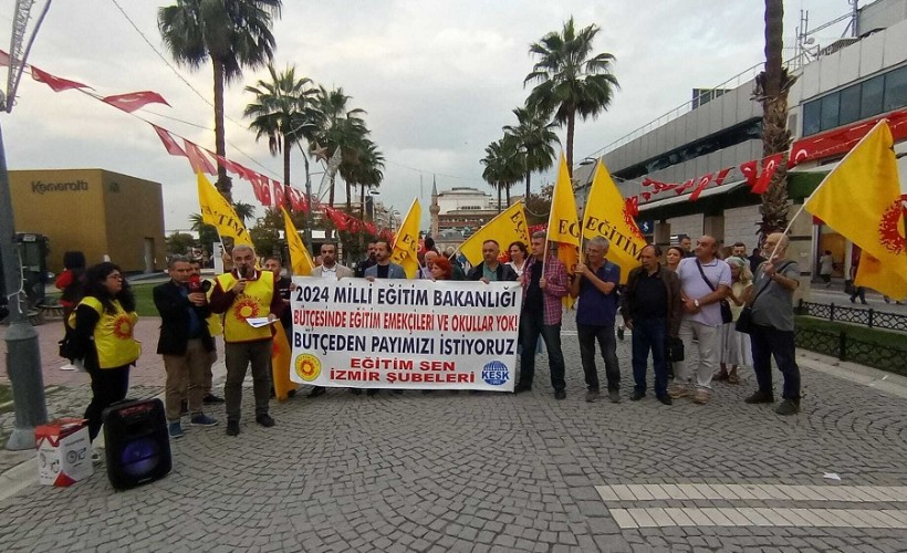 Eğitim-Sen İzmir'de meydana indi; Bütçe protestosu