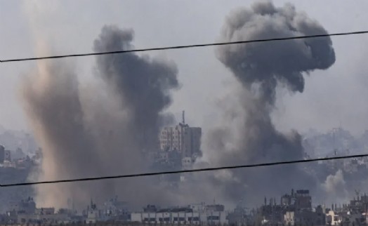 Gazze'de  internet ve iletişim tamamen kesildi