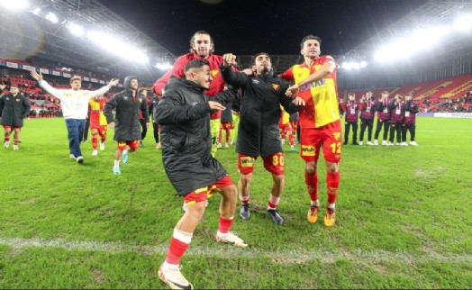 Göztepe'de Stoilov, ilk galibiyetini aldı