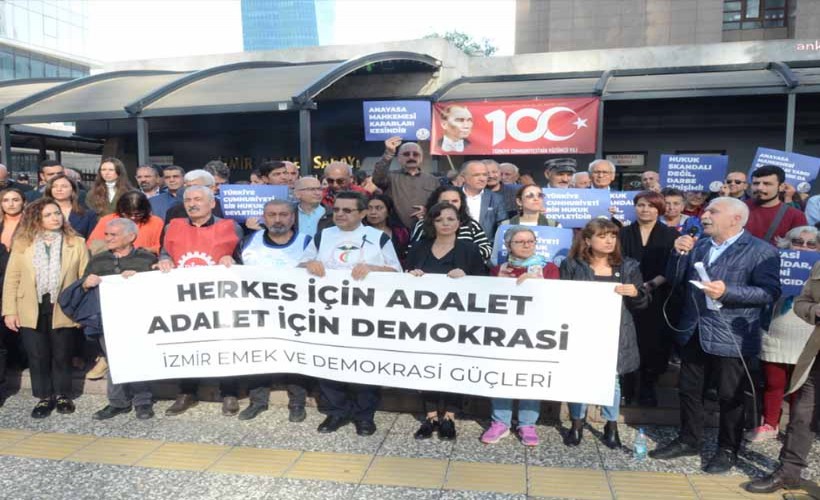 İzmir Emek ve Demokrasi Güçleri 'Adalet Nöbeti'ne devam etti