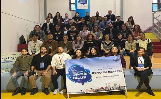 İzmir Kent Konseyi Gençlik Meclisi'nden Gençlik Stratejisi Çalıştayı