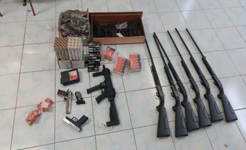 İzmir'deki yasa dışı silah ticareti operasyonunda 1 tutuklama