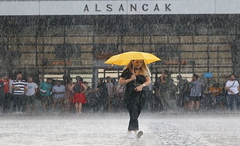 İzmir'in yeni hafta raporu: Şemsiyesiz dışarı çıkmayın