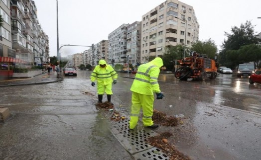 İzmir'de metrekareye 58,5 kilogram yağış düştü