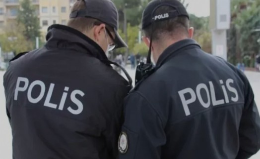 İzmir'de sahte polislere gerçek polis şoku!