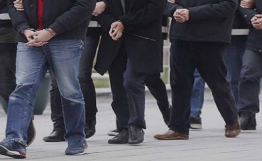 İzmir'de terör operasyonu: Dernek başkanları da dahil 5 gözaltı