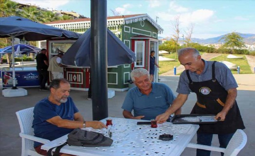 Karşıyaka Belediyesi'nin tesislerinde uygun fiyata kaliteli hizmet