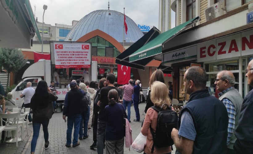 Mustafa Kemal Paşa Camii’nde Atatürk için mevlit okundu, lokma döküldü