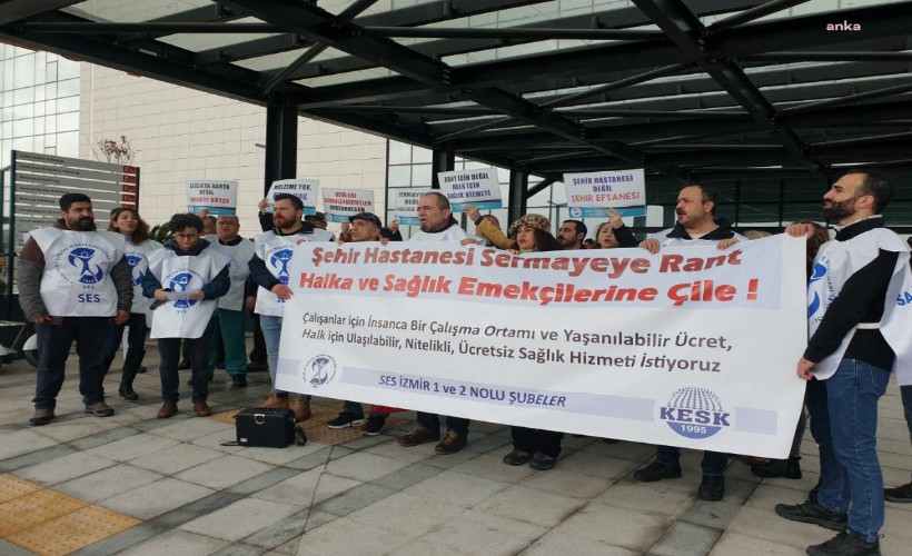 SES İzmir'den Bayraklı Şehir Hastanesi önünde eylem