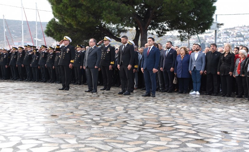 Ulu Önder Atatürk, Foça'da özlemle anıldı