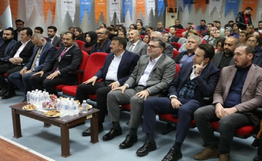 Dağ ve Saygılı Kiraz ve Beydağ teşkilatıyla buluştu! AK Parti'den seçim mesajları