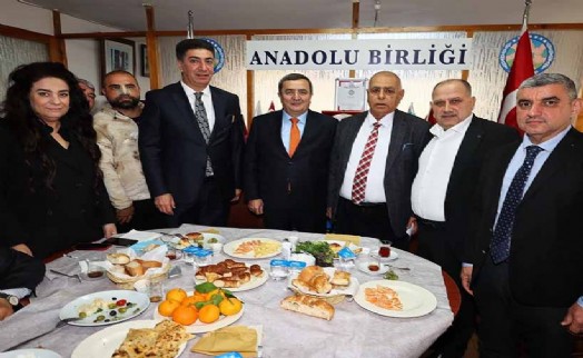 Anadolu Birliğinden Başkan Batur'a tam destek